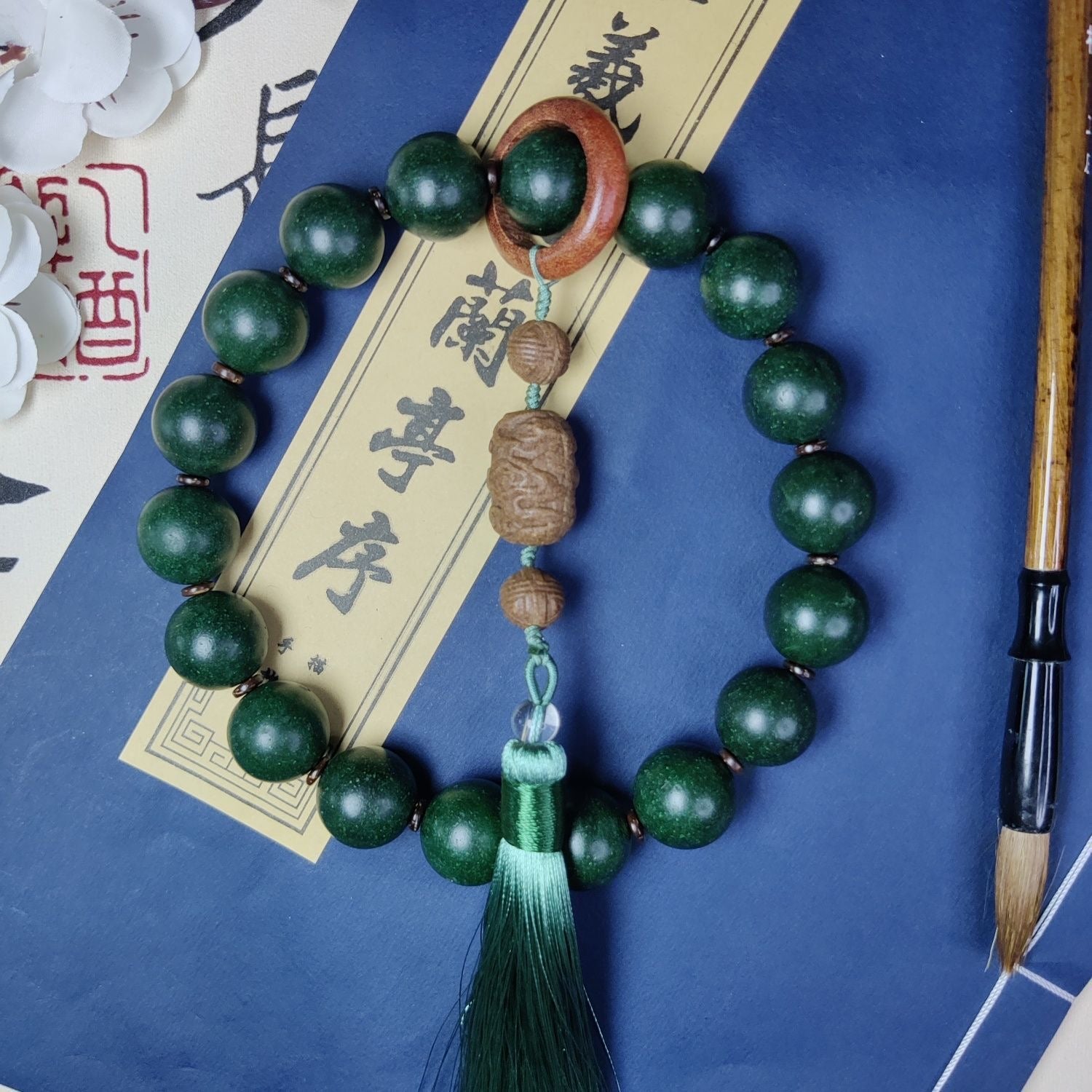 Chinese Intangible Cultural Heritage Lavender Chinese Medicine Rosary (Protective Beads)(duty free)