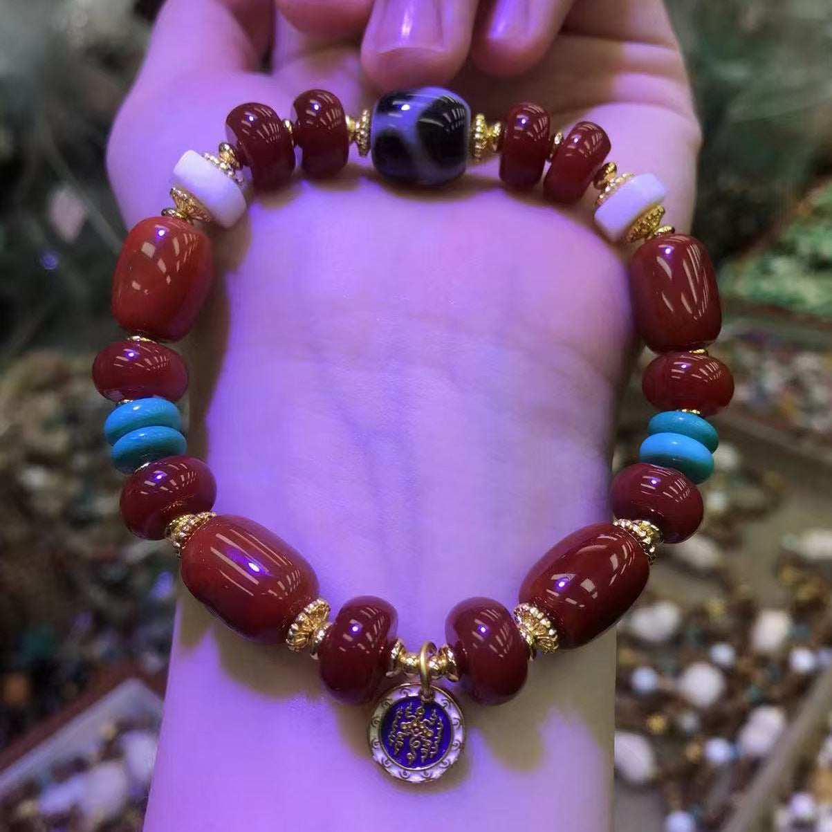 Tibetan Dzi Bead Bracelet with Red Agate – Spiritual Protection Jewelry