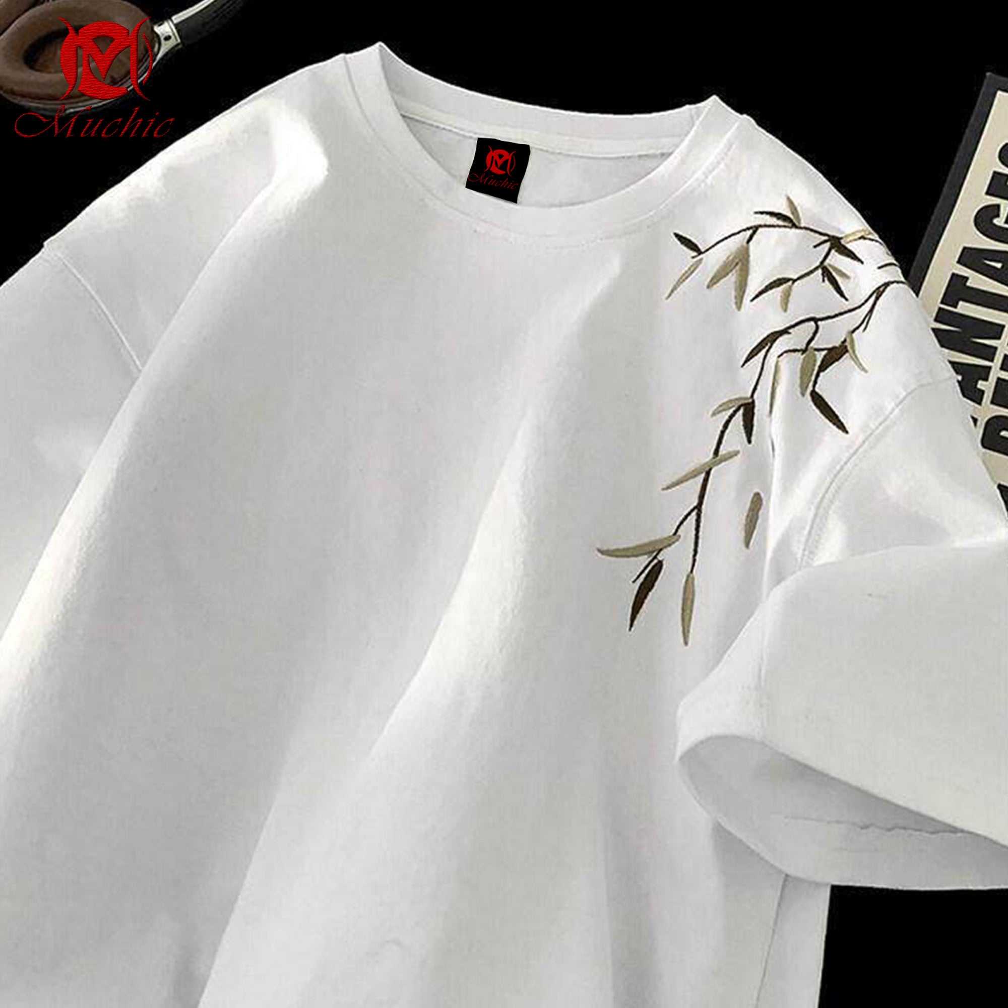 Unisex Intangible Cultural Heritage Bamboo Leaf Embroidery T-shirt (Hand Embroidery) (Duty Free)