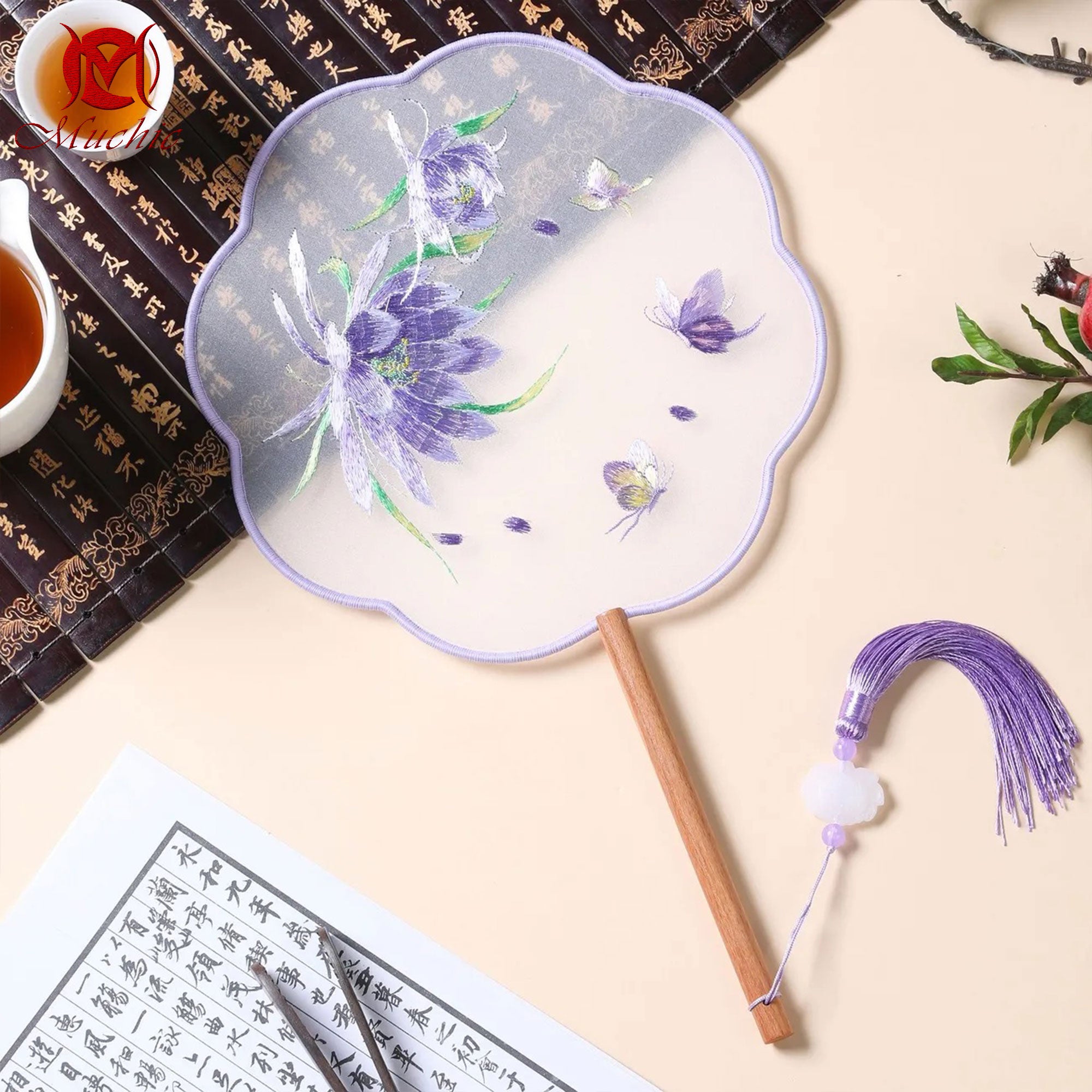 Intangible Cultural Heritage Embroidered Fan (Hand embroidery)(duty free)