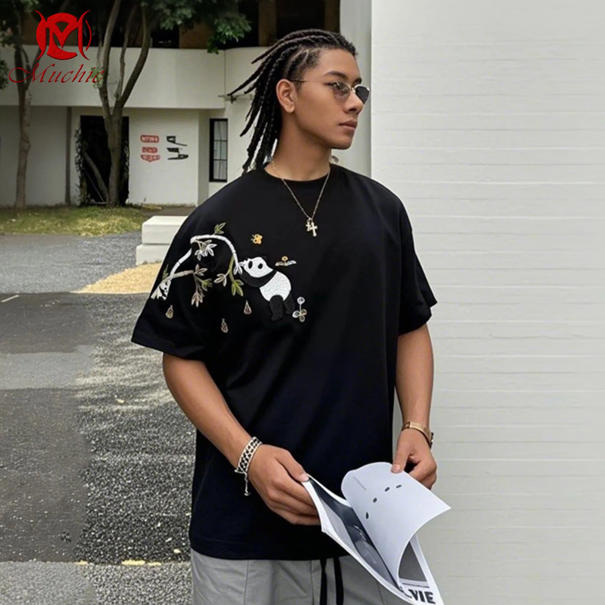 Unisex Intangible Cultural Heritage Panda Bamboo Leaf Embroidery T-shirt (Hand Embroidery) (Duty Free)