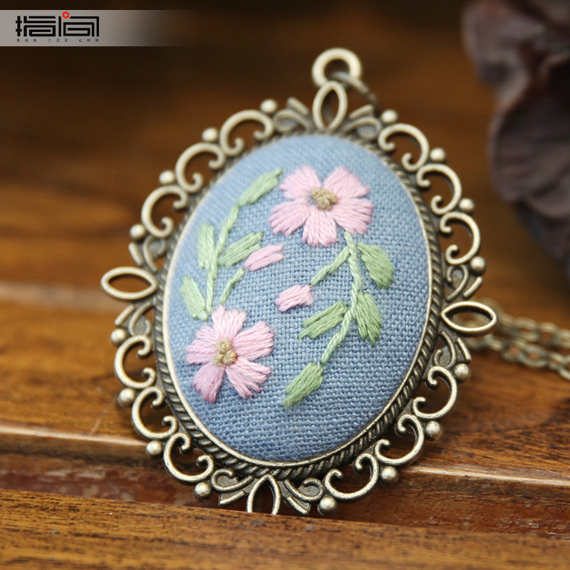 Necklace Embroidery Diy Material Bag(duty free)