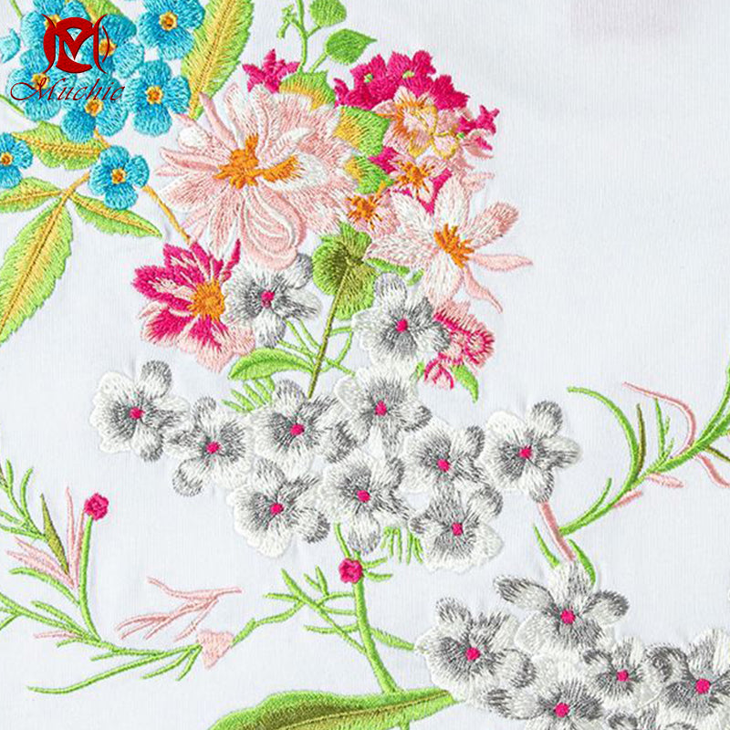 Unisex Intangible Cultural Heritag Flowers Embroidery T-shirt(Hand Embroidered) (Duty Free)