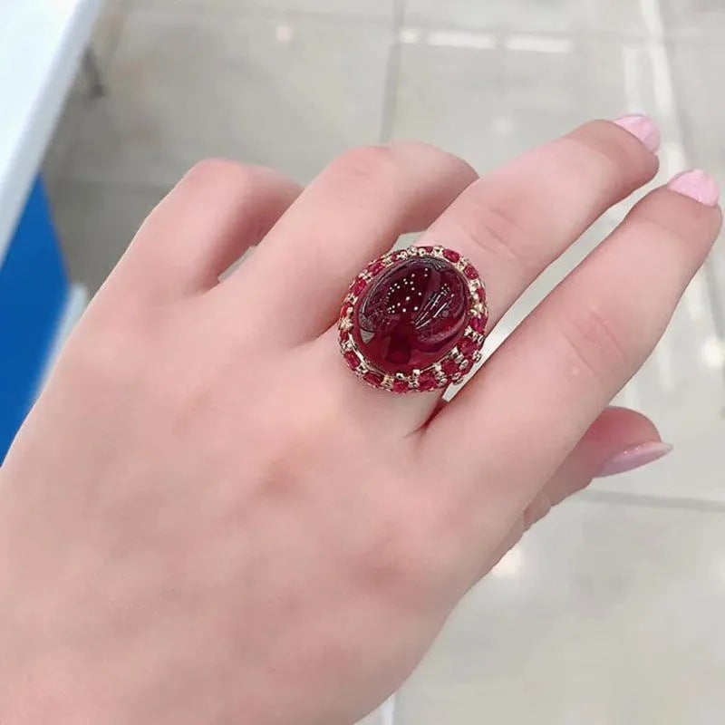 Vintage Red Gemstone Statement Ring – Elegant Luxury Crystal Ring for Women