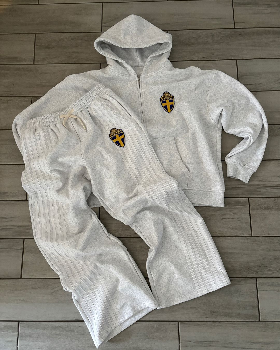 Muchic unisex V2 Sweatshirt suit