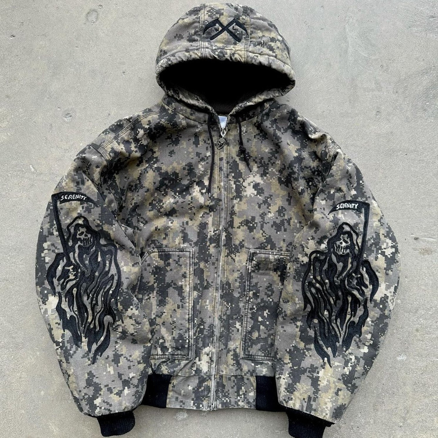 Camouflage Skull Long Sleeve Zip-Up Jacket