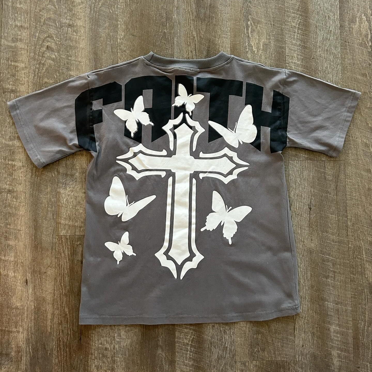 Muchic Faith Cross Print Short Sleeve T-Shirt