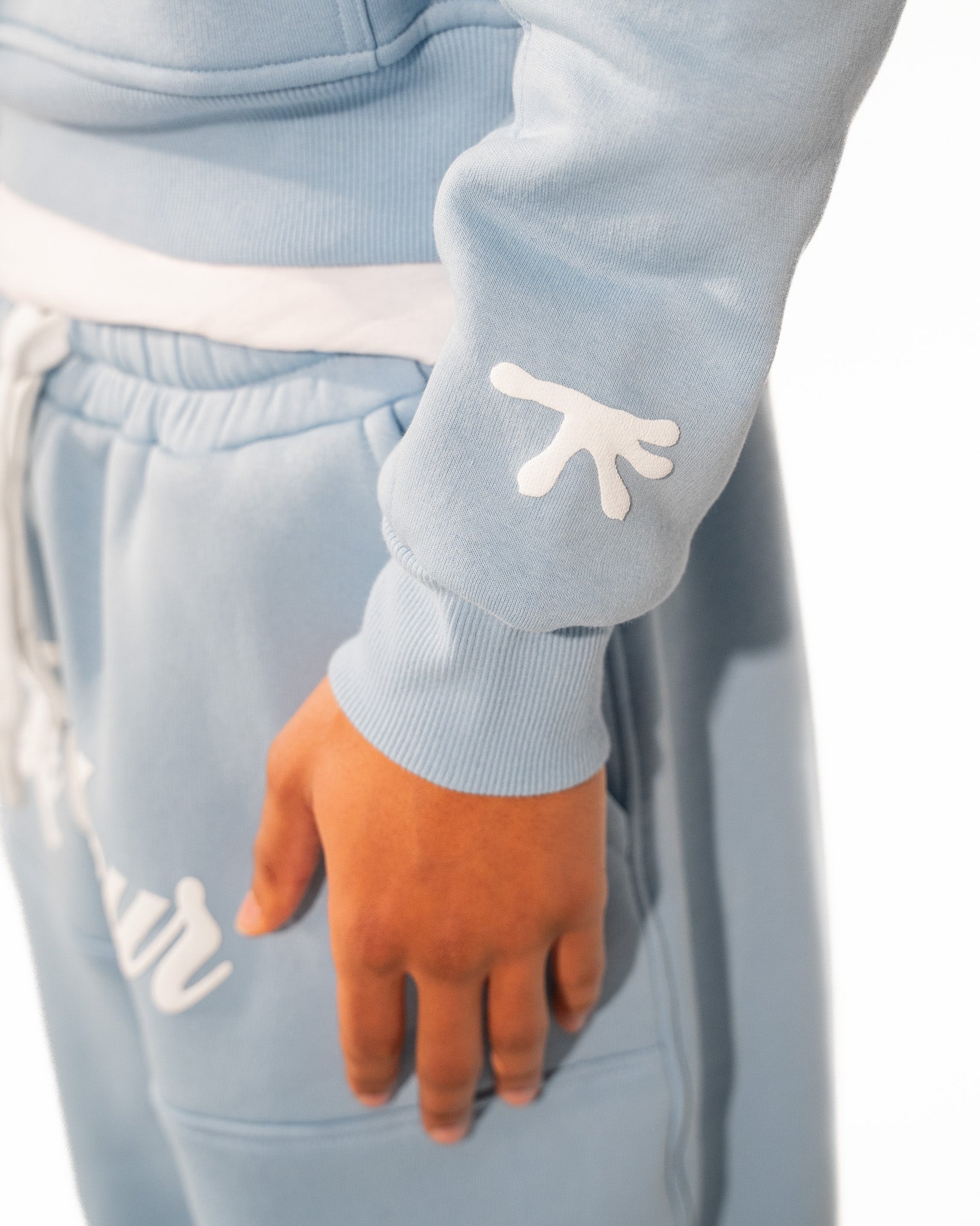 LT2 BABYBLUE PANTS