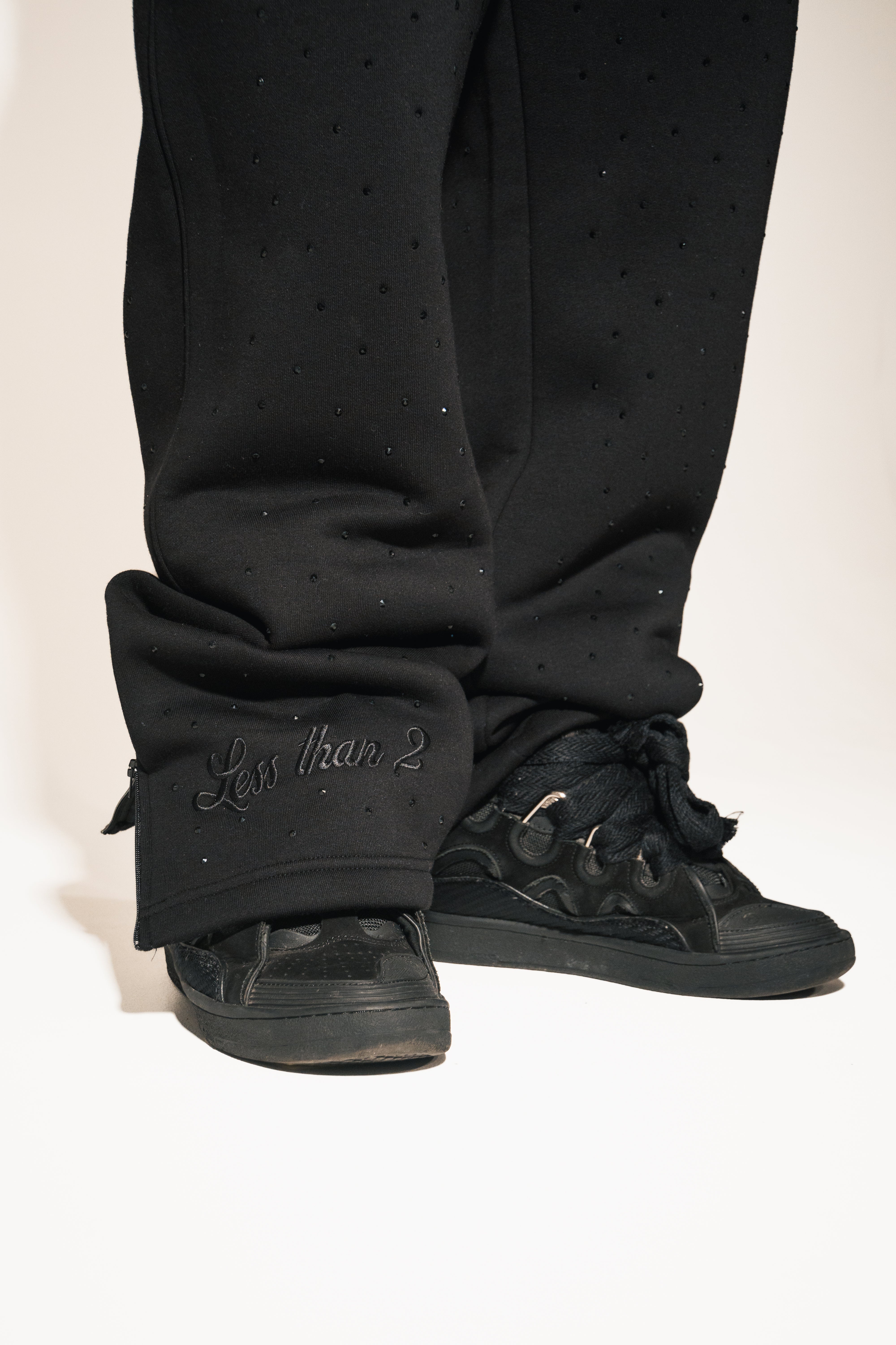 LT2 BLACK GALAXY PANTS