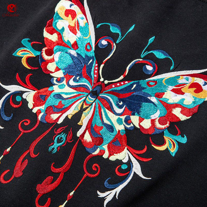 Unisex Intangible Cultural Heritage Butterflies Embroidery T-shirt(Hand Embroidered) (Duty Free)