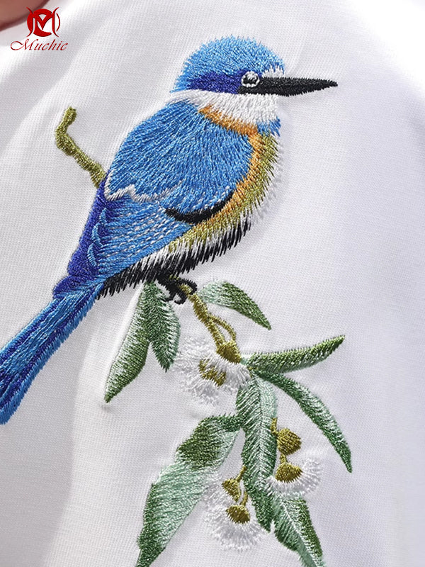 Unisex Intangible Cultural Heritage Kingfisher Embroidery T-shirt(Hand Embroidered) (Duty Free)