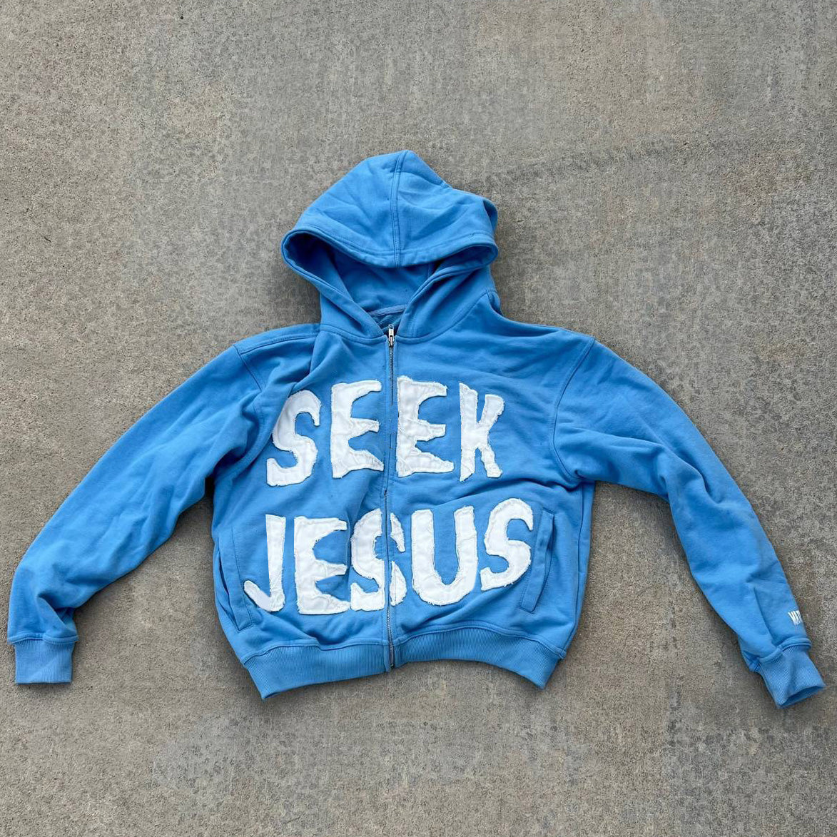 Muchic Seek Jesus Print Long Sleeve Applique Embroidered Zipper Hoodies